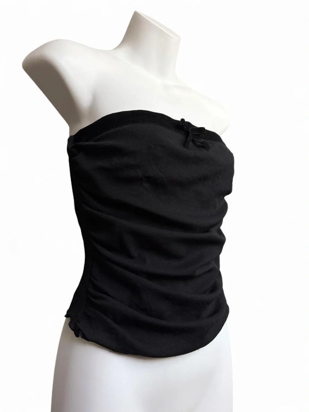 Black Strapless Tube Top with Bow - Picture 5 of 7